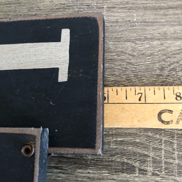 Rustic LOVE Wooden Decor Sign - Picture 10 of 12